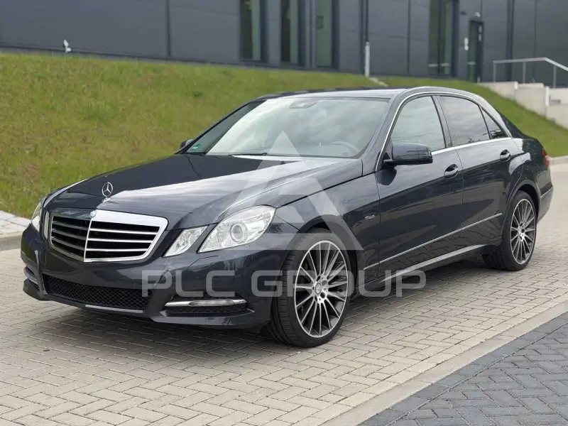 2011 Mercedes Benz E 300
