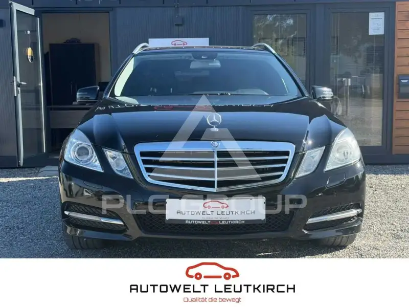 2011 Mercedes Benz E 300