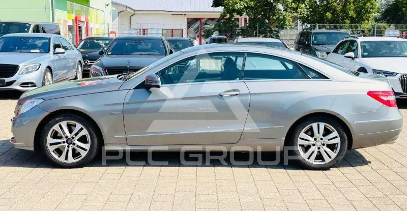 2011 Mercedes Benz E 300