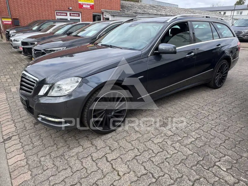 2011 Mercedes Benz E 300