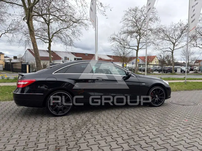 2011 Mercedes Benz E 300