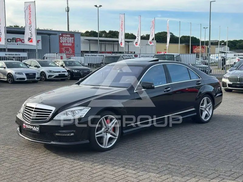 2011 Mercedes Benz S 63