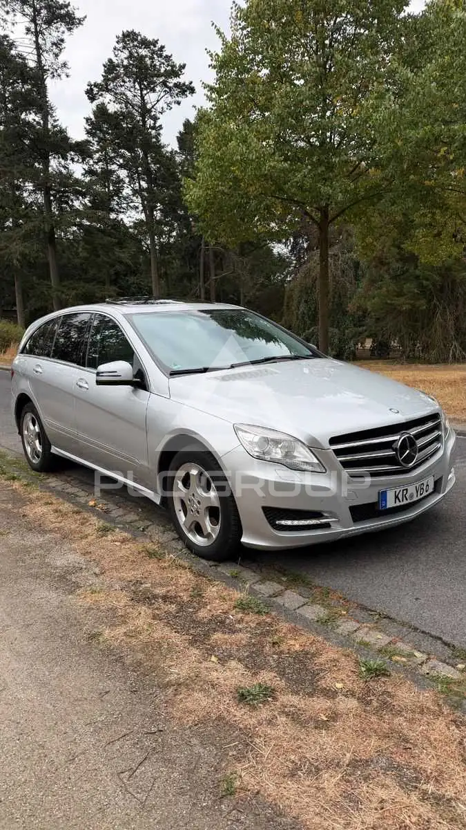 2011 Mercedes Benz R 350