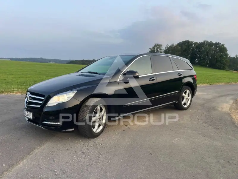 2011 Mercedes Benz R 350