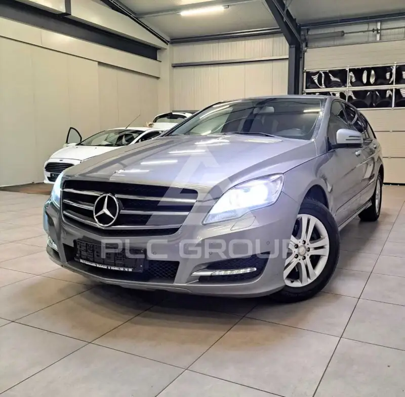 2011 Mercedes Benz R 350
