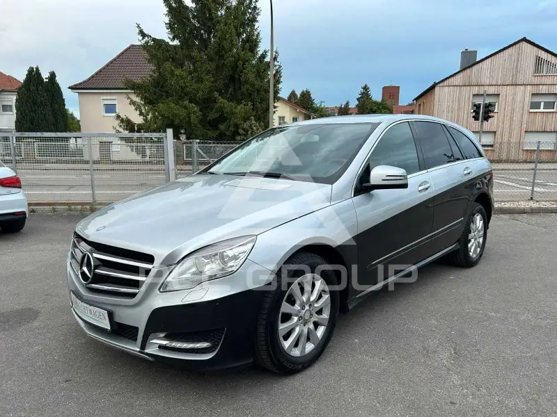 2011 Mercedes Benz R 350