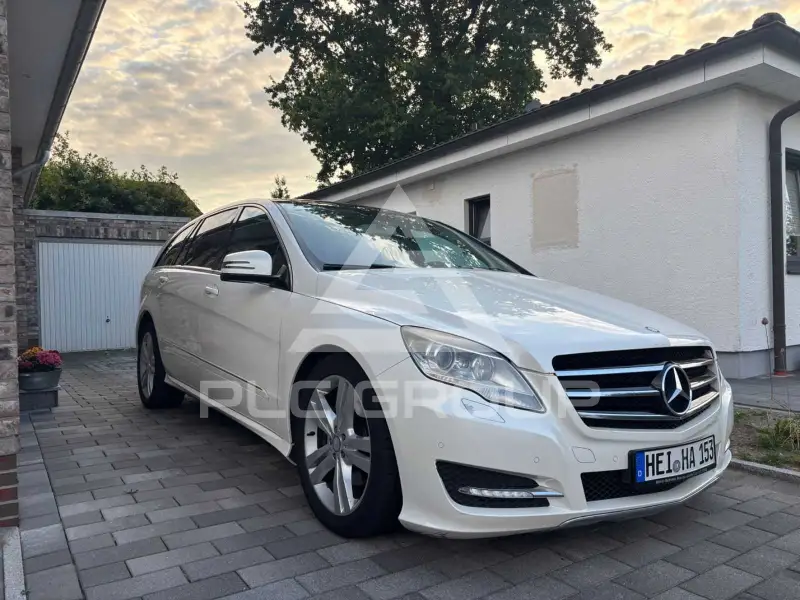 2011 Mercedes Benz R 350