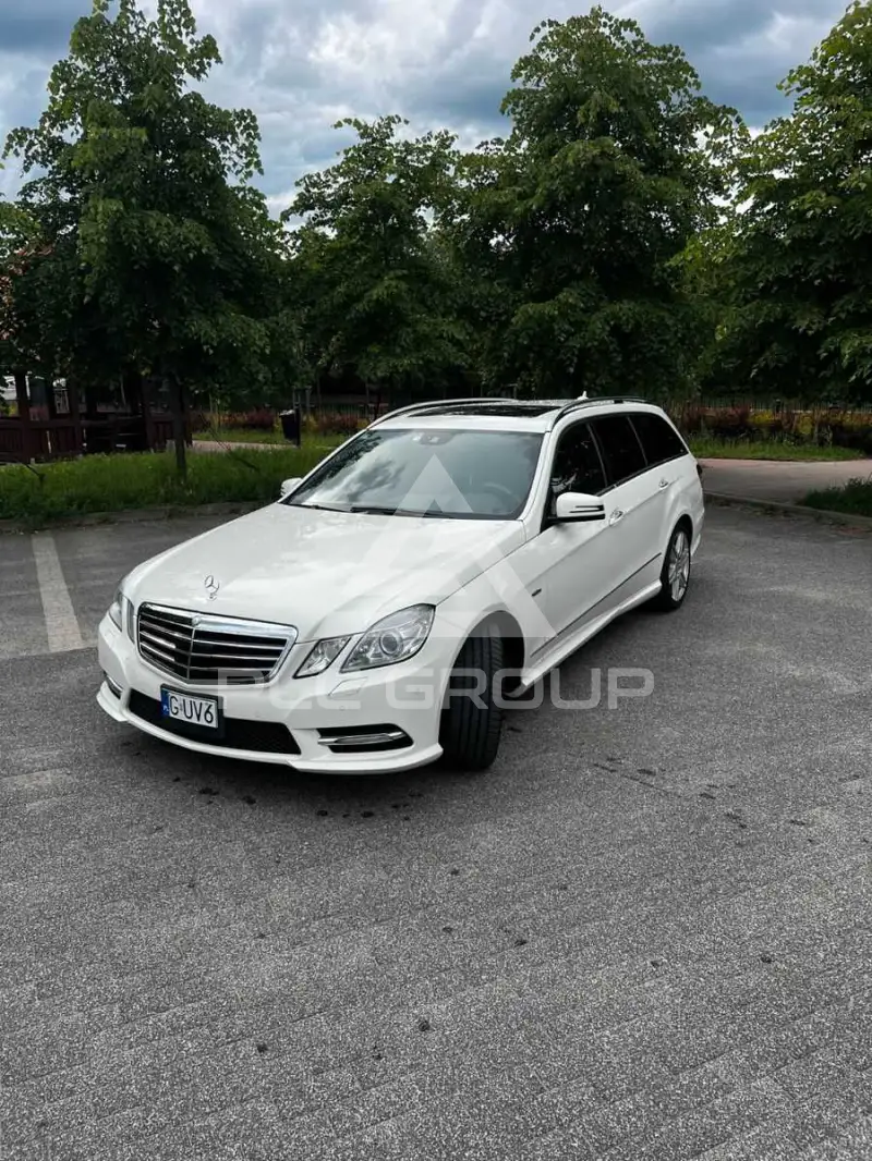 2011 Mercedes Benz E 500