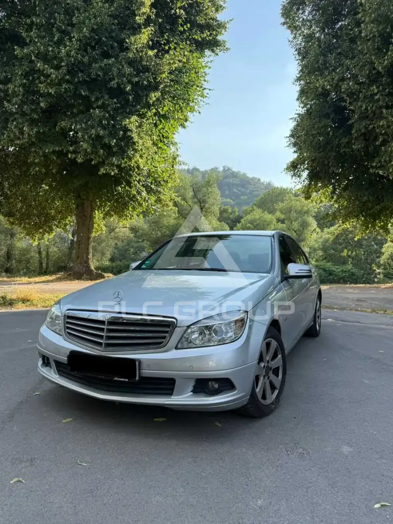 2011 Mercedes Benz 220