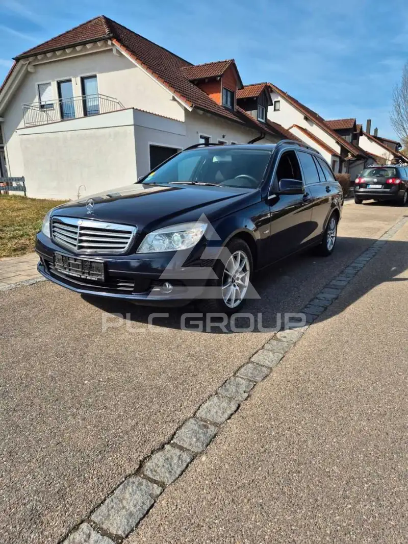 2011 Mercedes Benz 220