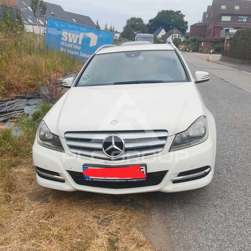 2011 Mercedes Benz 220