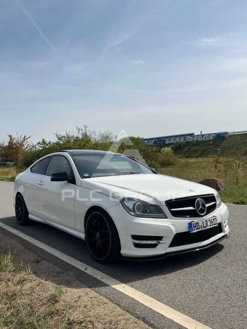 2011 Mercedes Benz 220