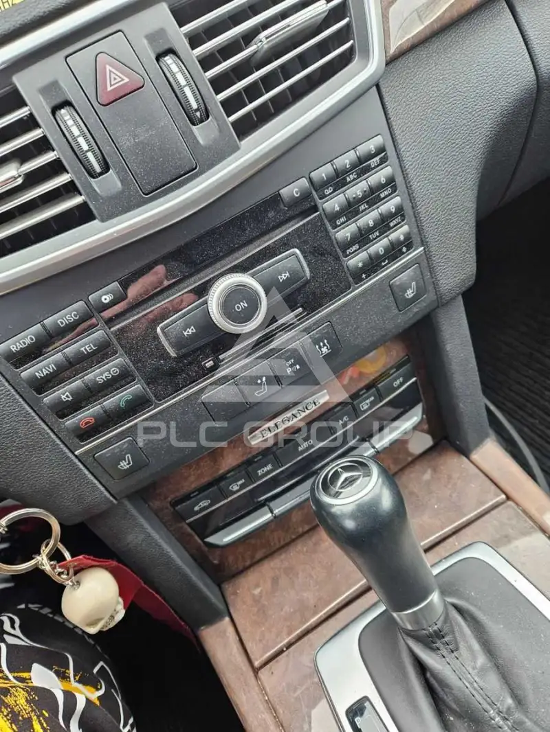 2011 Mercedes Benz 220