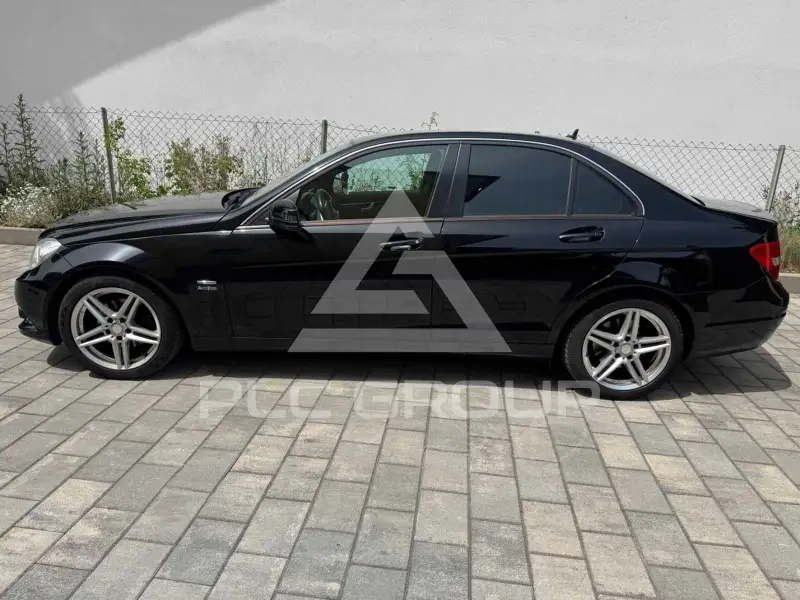 2011 Mercedes Benz 220