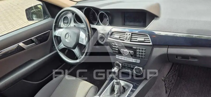 2011 Mercedes Benz 220