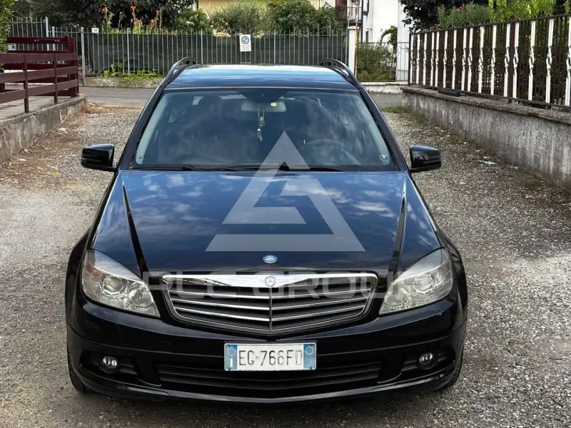 2011 Mercedes Benz C 220