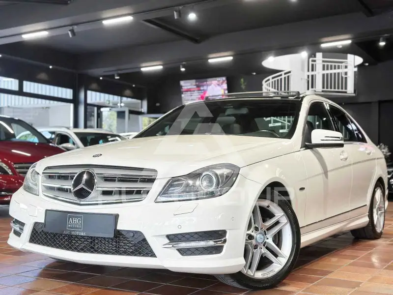 2011 Mercedes Benz C 220