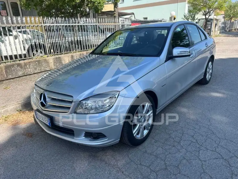 2011 Mercedes Benz C 220