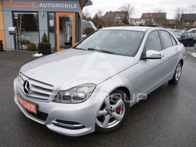 2011 Mercedes Benz C 220