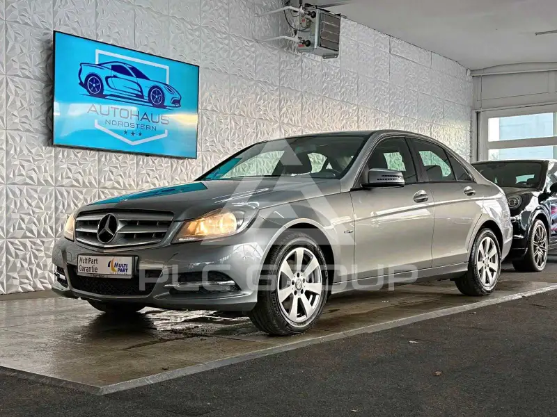 2011 Mercedes Benz C 220