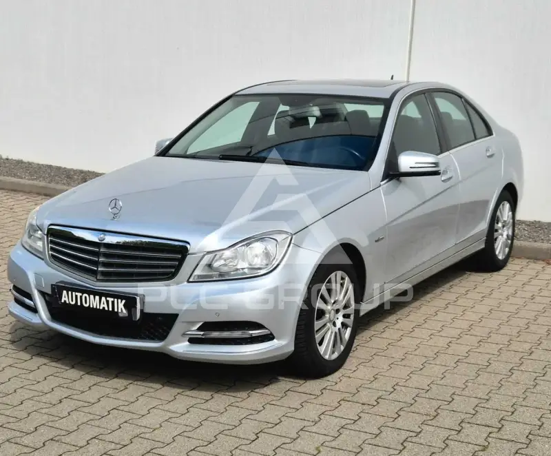 2011 Mercedes Benz C 220