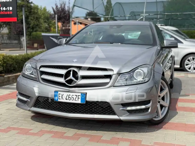 2011 Mercedes Benz C 220