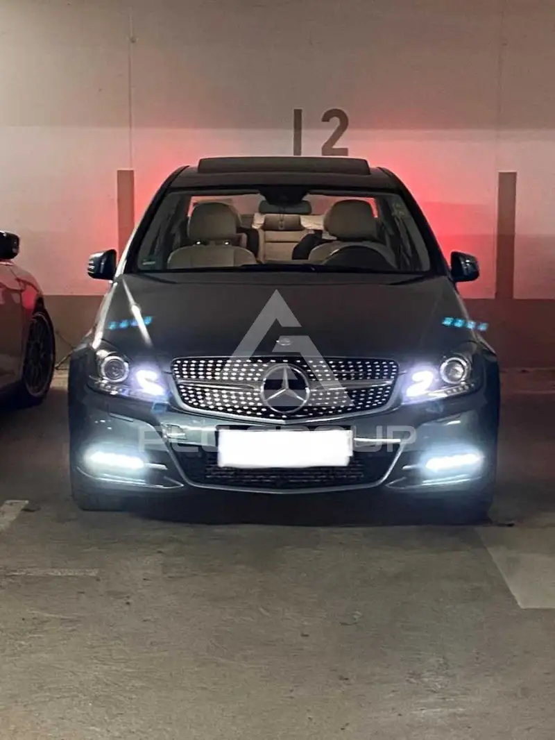 2011 Mercedes Benz C 220
