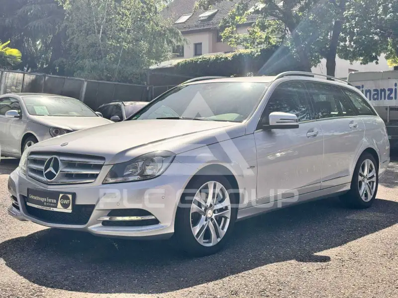 2011 Mercedes Benz C 220