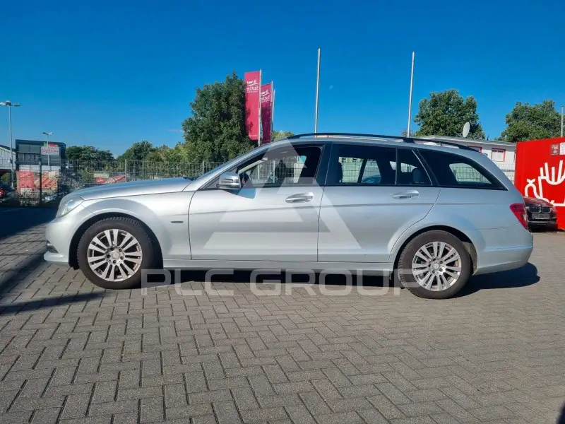 2011 Mercedes Benz C 220