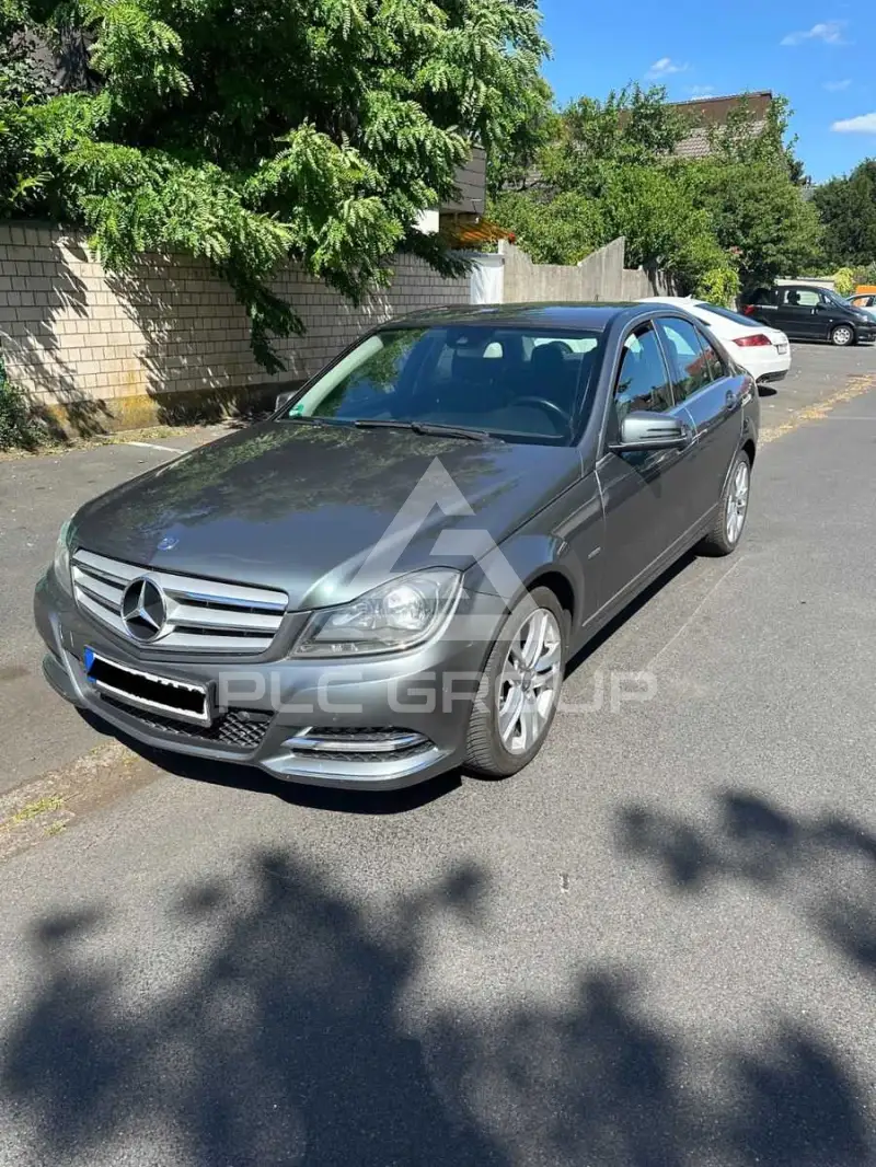 2011 Mercedes Benz C 220