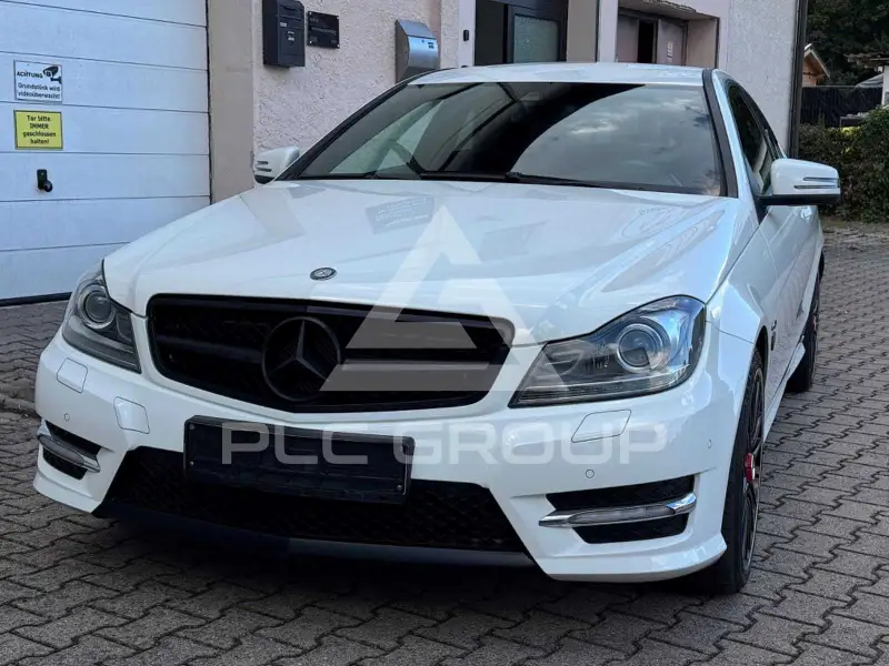 2011 Mercedes Benz C 220