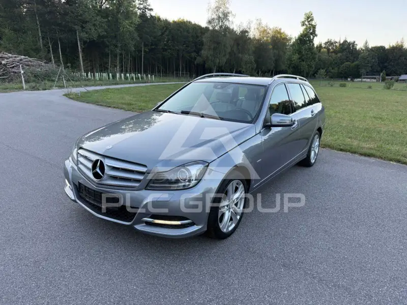 2011 Mercedes Benz C 220