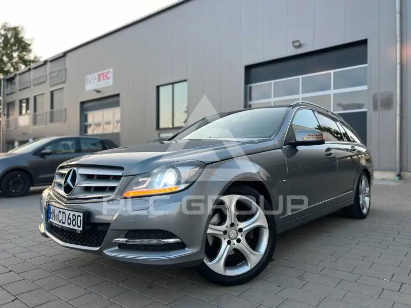 2011 Mercedes Benz C 220