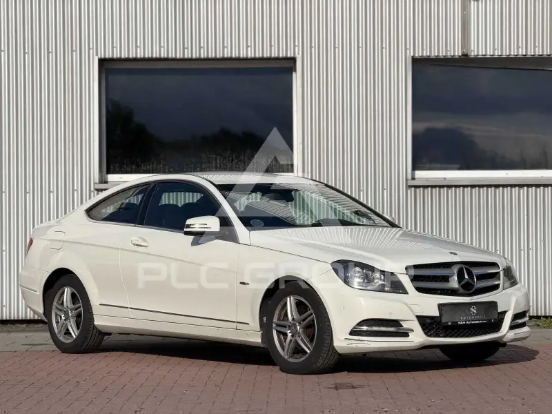 2011 Mercedes Benz C 220