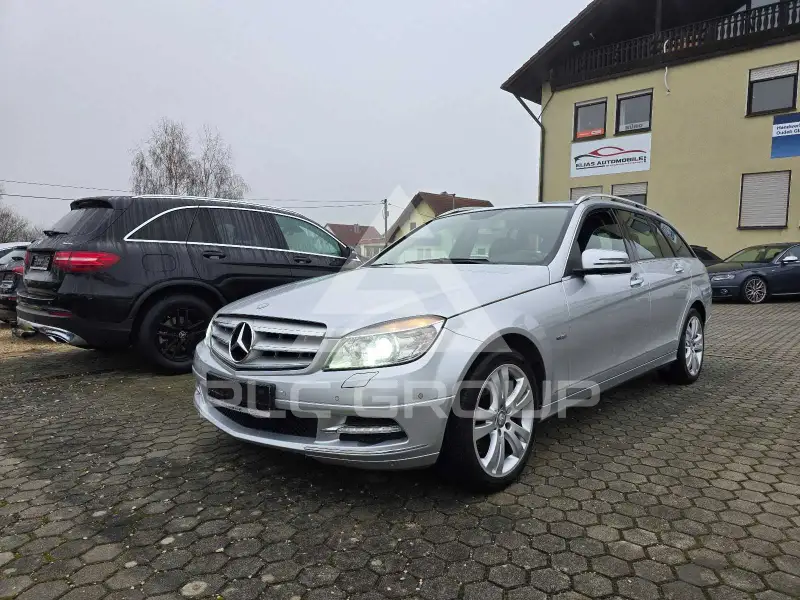 2011 Mercedes Benz C 220