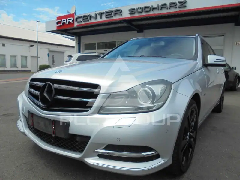 2011 Mercedes Benz C 220