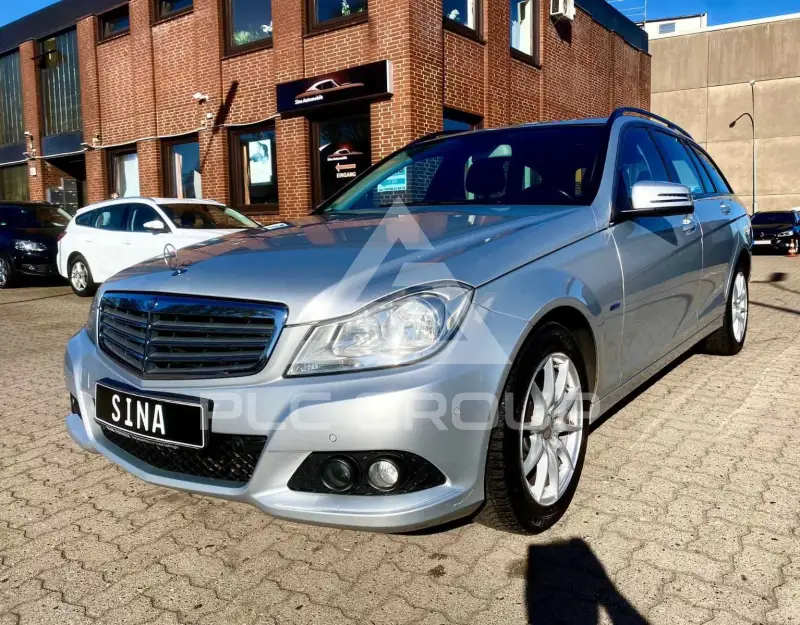 2011 Mercedes Benz C 220