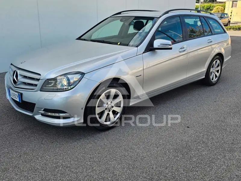 2011 Mercedes Benz C 220