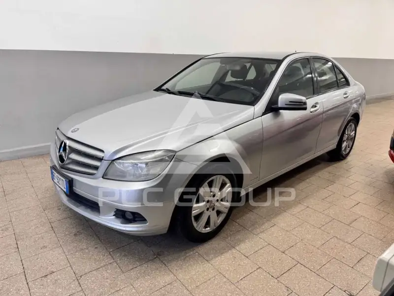 2011 Mercedes Benz C 220
