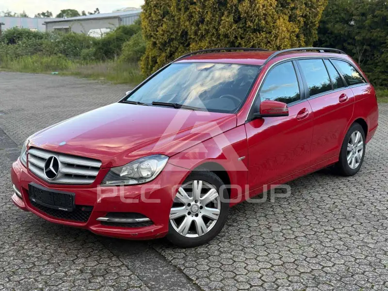 2011 Mercedes Benz C 220