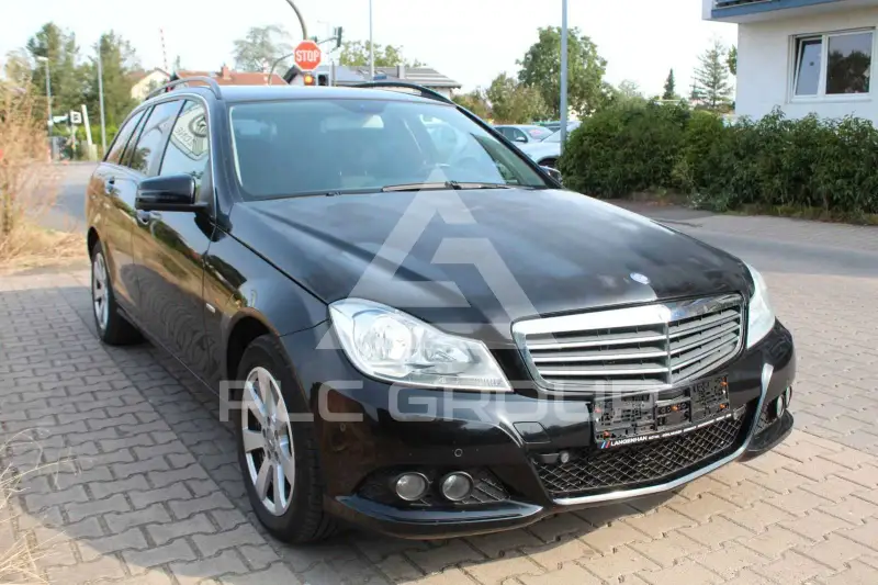 2011 Mercedes Benz C 220