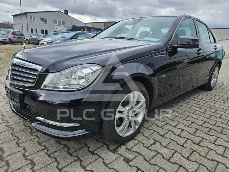 2011 Mercedes Benz C 220