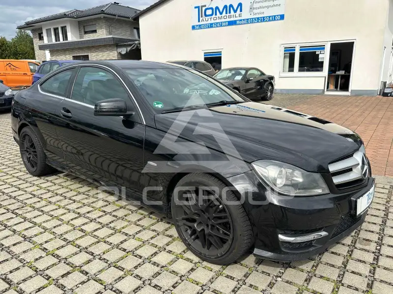 2011 Mercedes Benz C 220