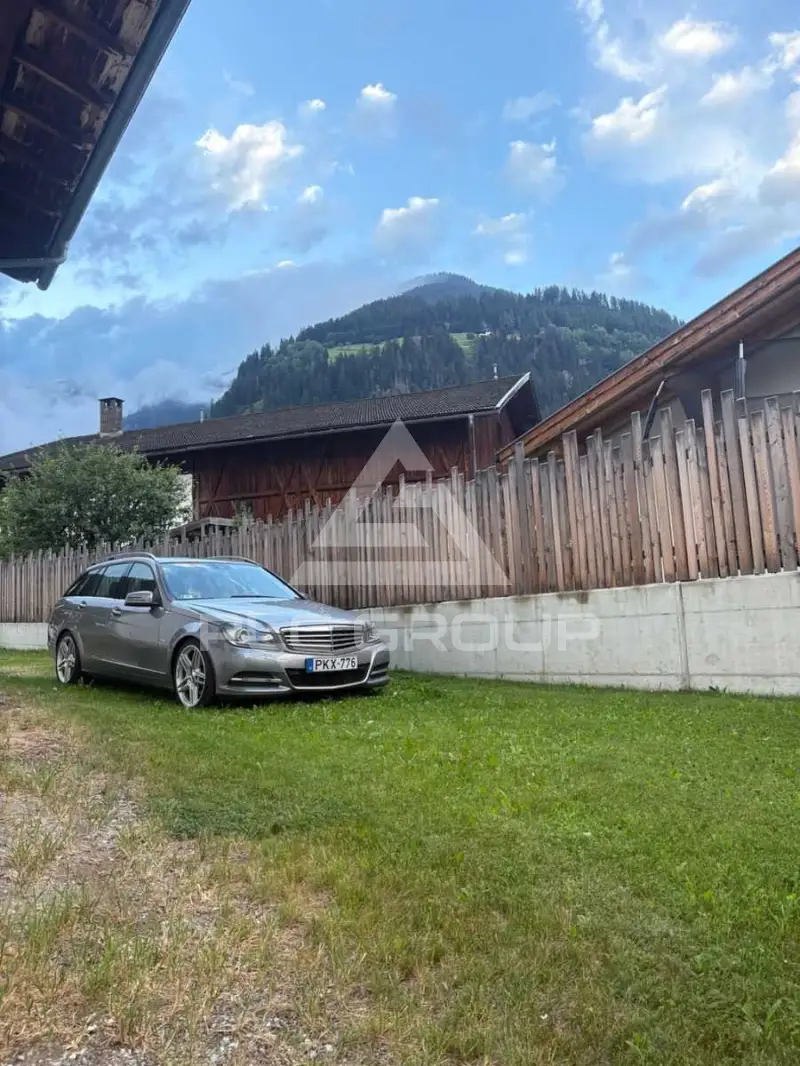 2011 Mercedes Benz C 220