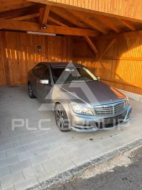 2011 Mercedes Benz C 220