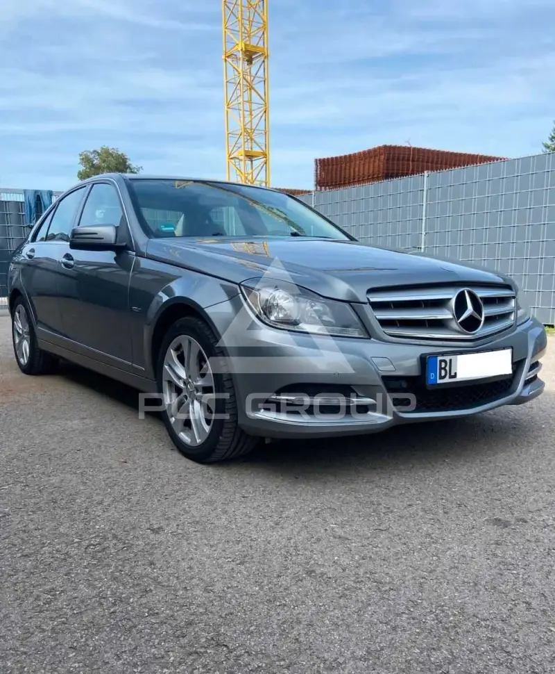 2011 Mercedes Benz C 220