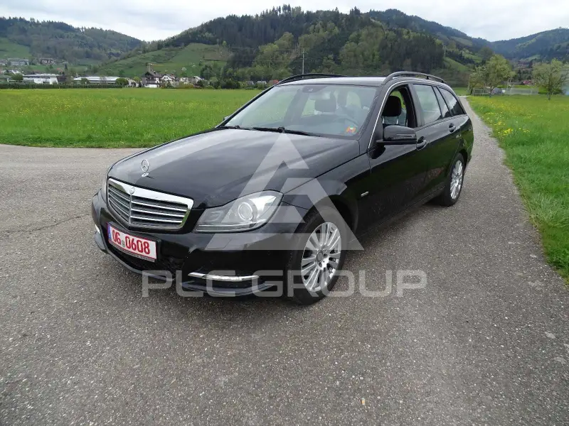 2011 Mercedes Benz C 220