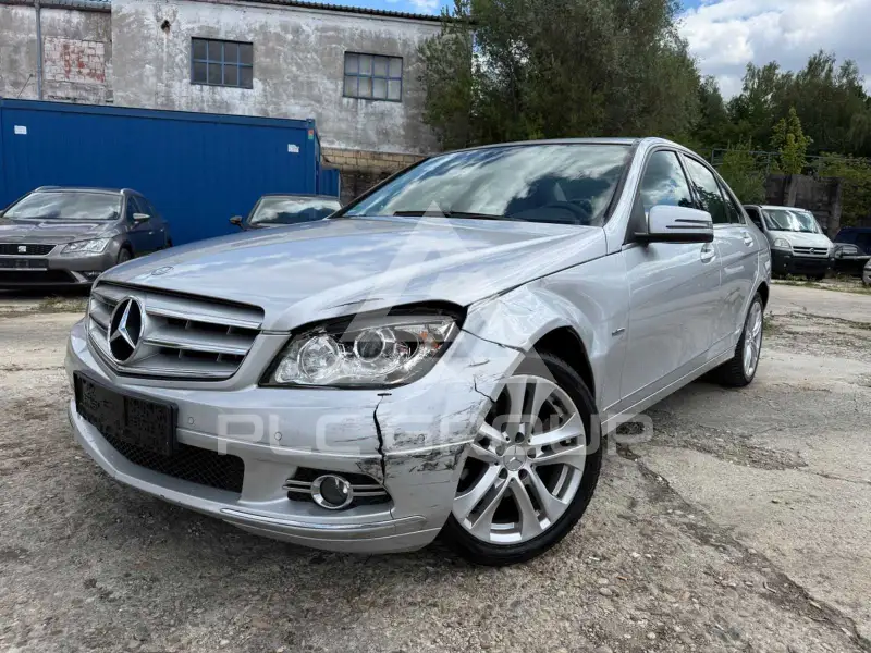 2011 Mercedes Benz C 220