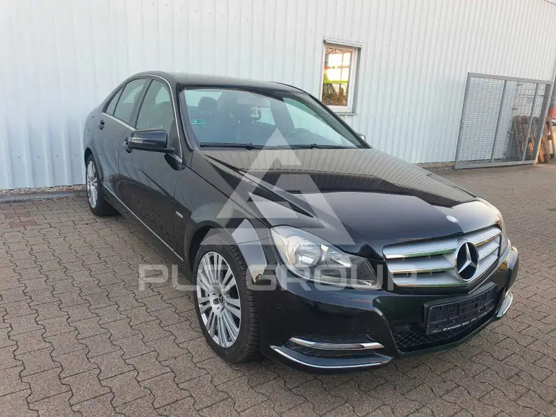 2011 Mercedes Benz C 220