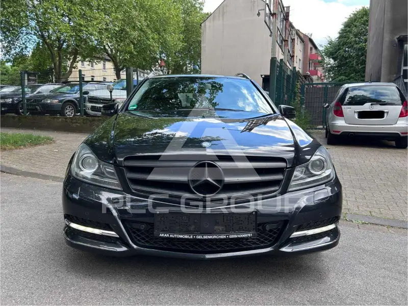 2011 Mercedes Benz C 220